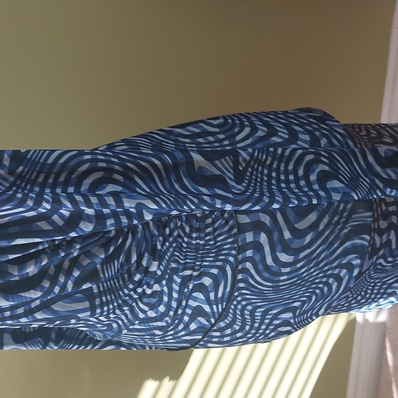 NWT DRESS, Size L,  96% Polyester,4% Elastan - Picture 5 of 10